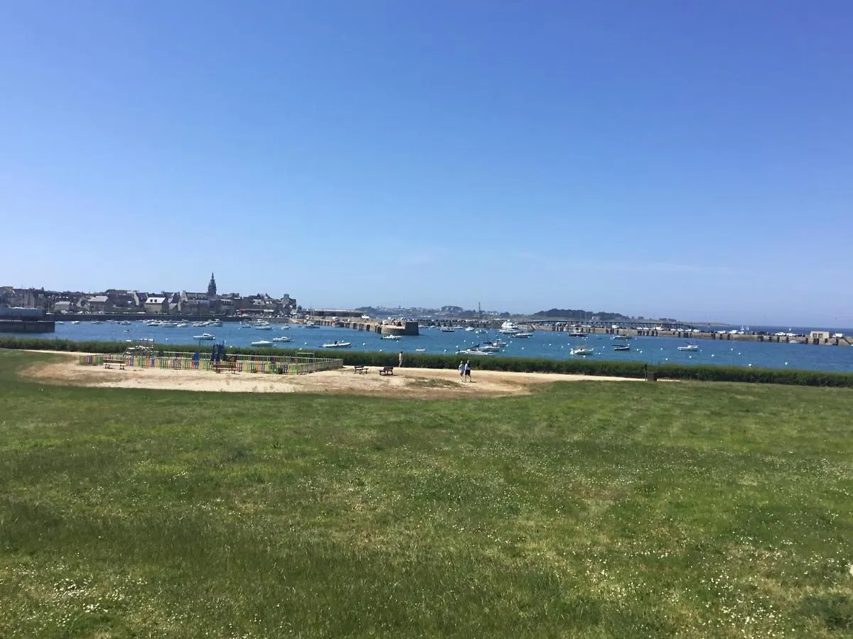 Appartement Cocooning Bord De Mer Roscoff
